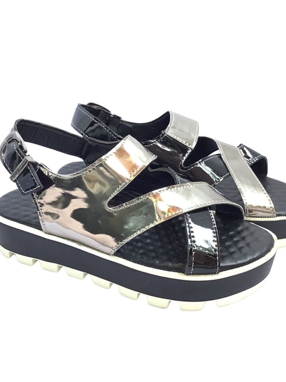 Chunky Lug Sole Sandals Metallic Silver/Black Size 7 Wide